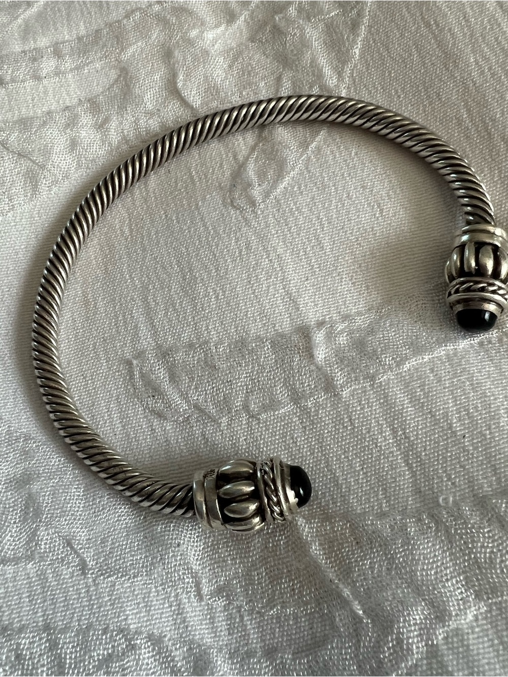 Sterling Twist Cuff Bracelet with Black Onyx End Caps 31 grams stamped MEX VTG